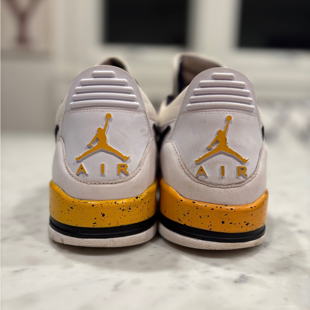 Men’s Jordan Legacy 312 Low, Black/Yelow Ochre/White, Sz 13, good pre owned cond - Picture 8 of 11